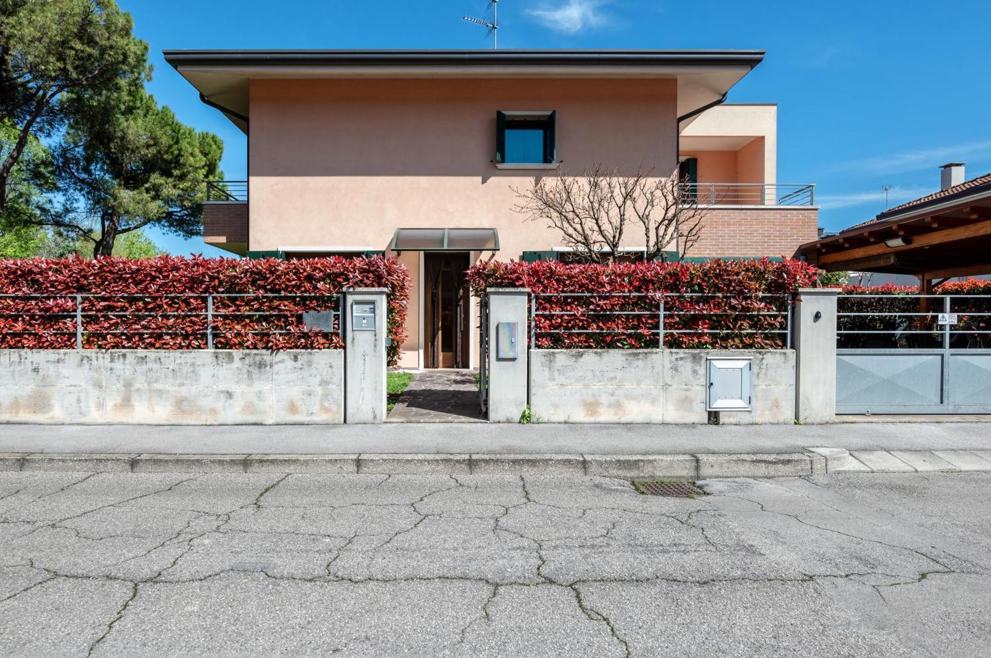 Sweety Kalimera House With Private Parking&Garden! อาบาโนแตร์เม ภายนอก รูปภาพ